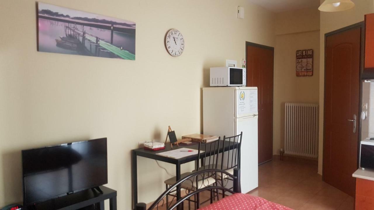 Cozy Loft Leilighet Mesolóngion Eksteriør bilde
